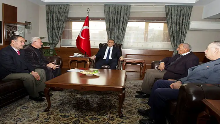 Emekliler Derneğinden Vali Taşyapana Ziyaret