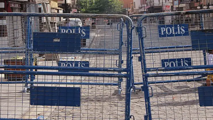 Anayasa Mahkemesi'nden sokağa çıkma yasağı kararı