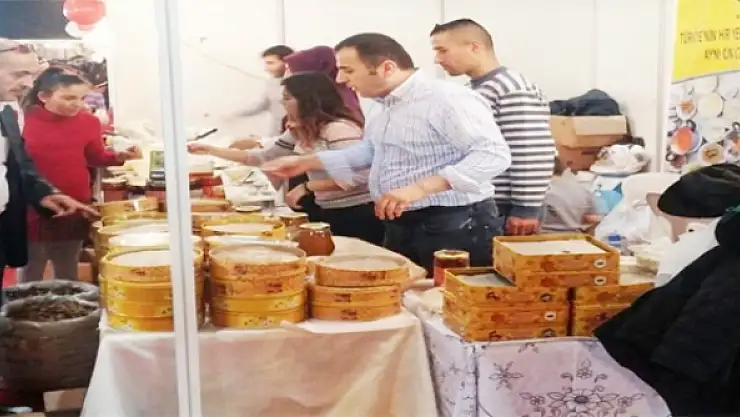 Van Kahvaltısı Antalya Fuarında Tanıtıldı