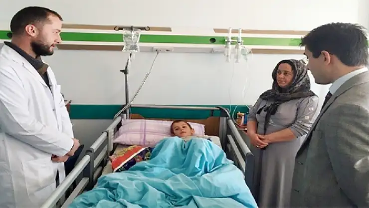 Kaymakam Öztürk'ten Hastane Ziyareti