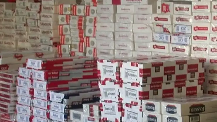 Başkale'de 81 Bin Paket Sigara Ele Geçirildi