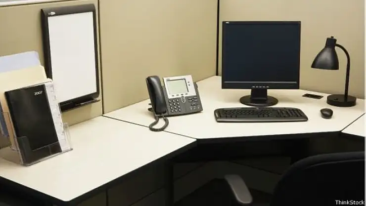 Altı yıl işe gitmeden maaş alan memur yeni farkedildi