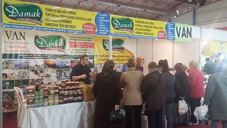 Van Kahvaltısı Mersin Fuarında Tanıtıldı