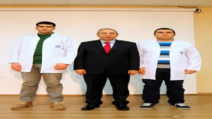 YYÜde Önlük Giydirme Töreni