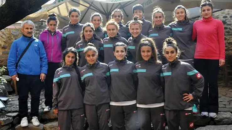 MESSİ HACİCE BURSA'YI DEVİRDİ:0-2