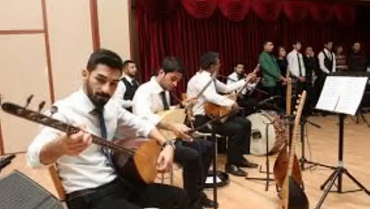 Konservatuarının Kapatılmasına Tepkiler Artıyor