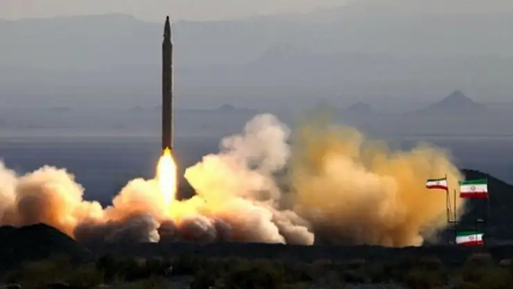 İran'dan ABD'ye füze resti