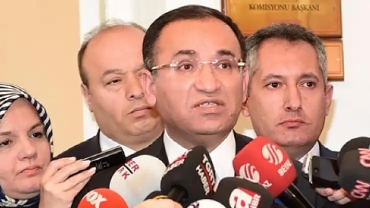 'Türk siyasetinin dibe vurduğunun göstergesidir' 