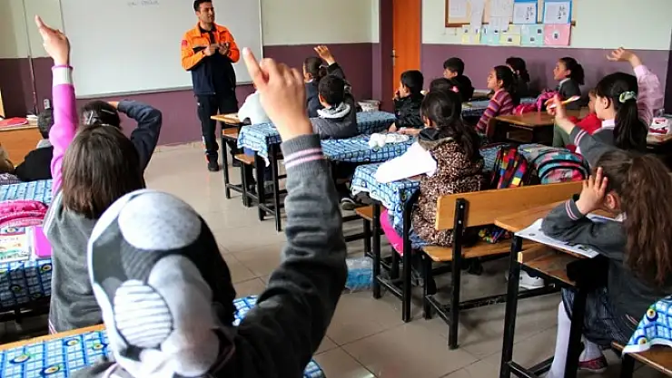 AFADın Eğitim Faaliyetleri Devam Ediyor