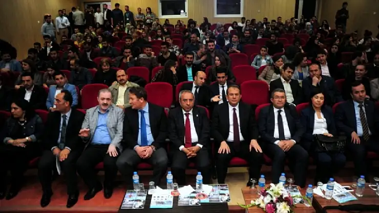 YYÜde Van Turizminde Güncel Sorunlar Paneli