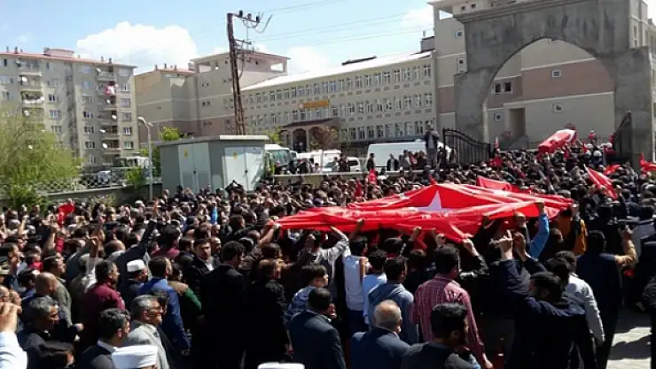 Şehitlere Hazin Tören: Van Şehidini Uğurluyor
