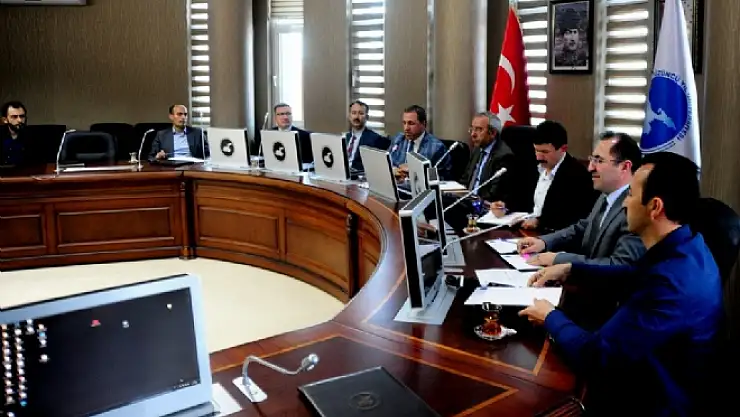 Rektör Battal Sanayici Ve STK Temsilcileriyle Buluştu