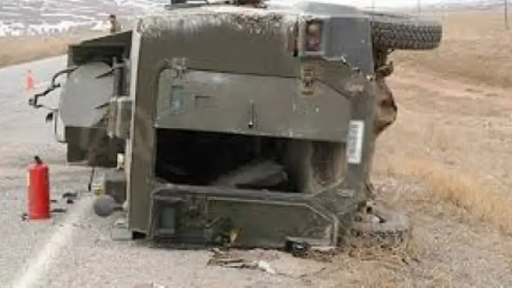 Vanda Askeri Araç Devrildi: 1 Şehit