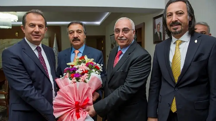 Esnaf Temsilcilerinden Vali Taşyapana Ziyaret