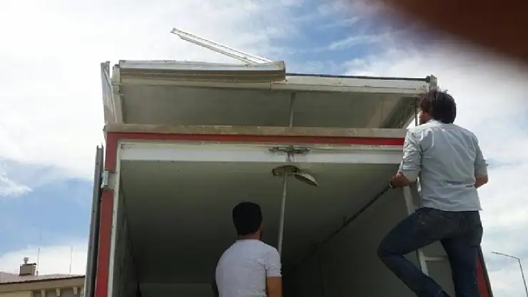 Kaçak Sigara İle Nargile Tütünü Ele Geçirildi