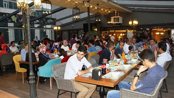 Sağlıkçılar Özsütte bir araya geldi