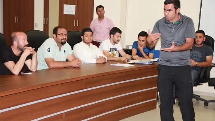 Ambulans şoförlerine ileri sürüş eğitimi