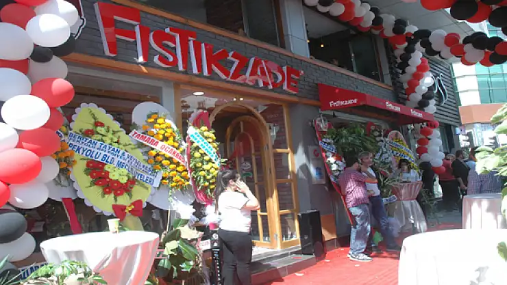 Fıstıkzade Baklavaları 18. şubesini Vanda açtı