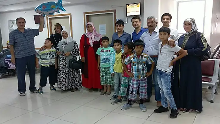 Vanda 50 yetim çocuk sünnet ettirildi