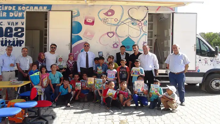 Gezici kütüphane yollarda 