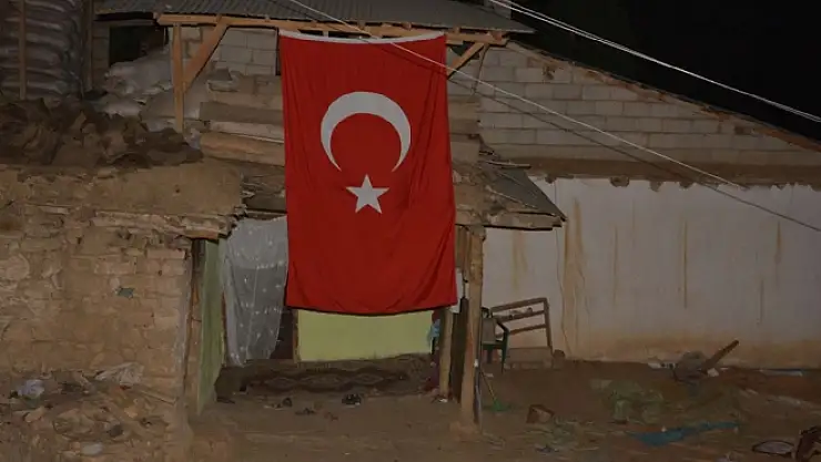  Van Çataklı şehit Salçuk gözyaşlarıyla toprağa verildi 