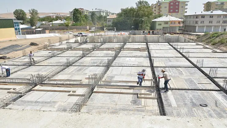 Erciş Belediyesinden Peynirciler Çarşısı yapımı