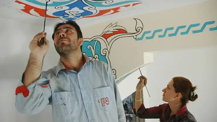 İranlı çift tezhip sanatını Vanda yaşatıyor 