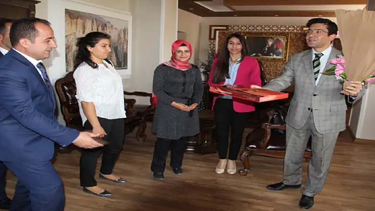 Kaymakam Öztürk aday öğretmenleri kabul etti