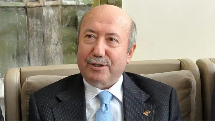 Eski Maliye Bakanı Kemal Unakıtan vefat etti