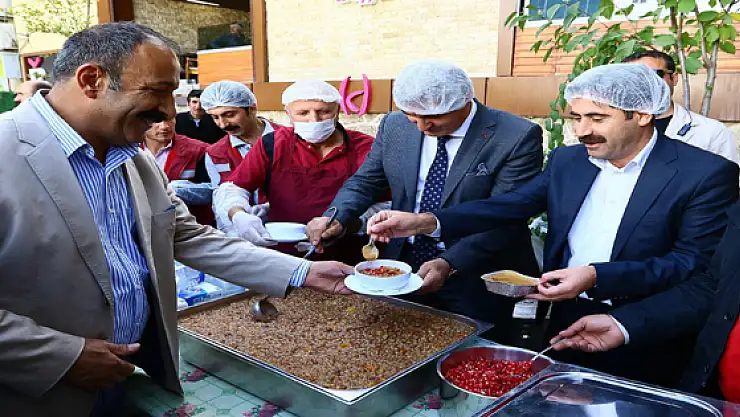 Büyükşehir'den aşure günü etkinliği