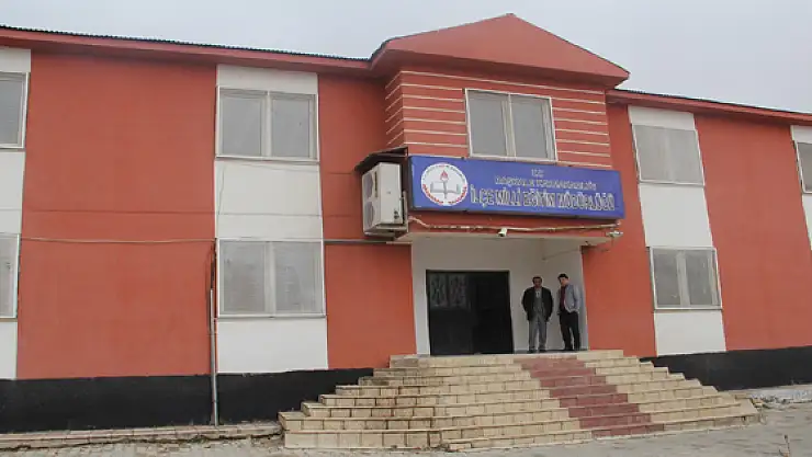 Başkale Milli Eğitim Müdürlüğü yeni binasına taşındı