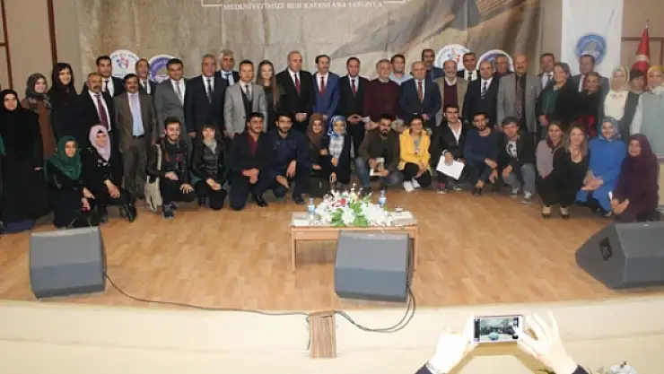 Vanlı gençler şiirle buluştu