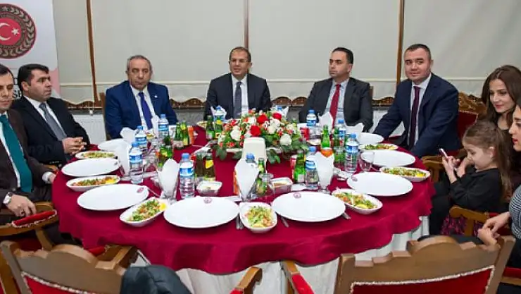 Van'da 24 Kasım Öğretmenler Günü etkinliği