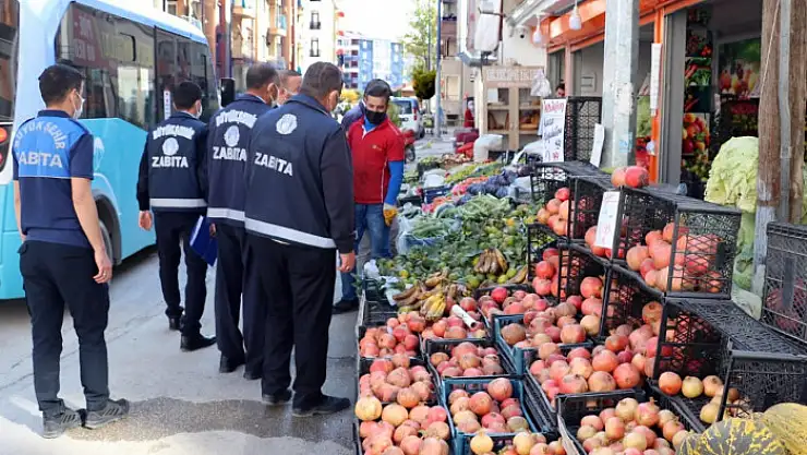 BÜYÜKŞEHİR ZABITASINDAN 'KALDIRIM İŞGALİ' DENETİMİ