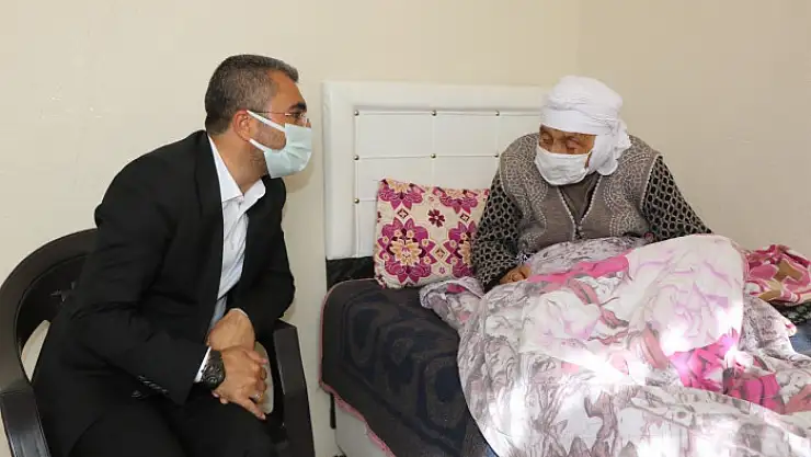 Türkiye'nin en yaşlı kadını hayatını kaybetti