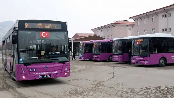 Van'da kısıtlama nedeniyle ulaşım saatleri yeniden belirlendi