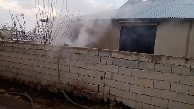 Edremit'te ev yangını