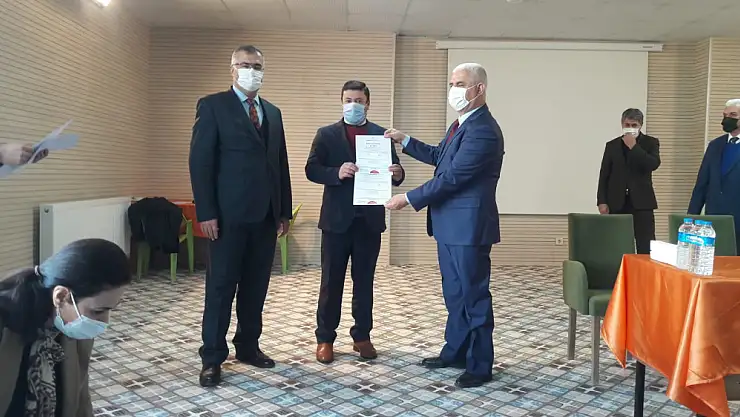 EDREMİT'TE OKULUM TEMİZ BELGELERİ OKULLARA VERİLDİ