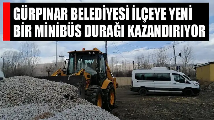 Gürpınar Belediyesi ilçeye yeni bir minibüs durağı kazandırıyor