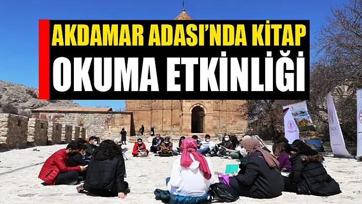 Akdamar Adası'nda kitap okuma etkinliği