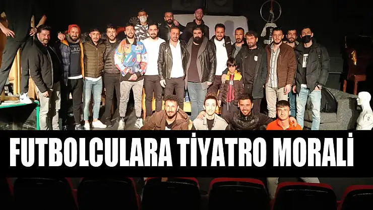 VANGÖLÜ FUTBOLCULARINA TİYATRO MORALİ