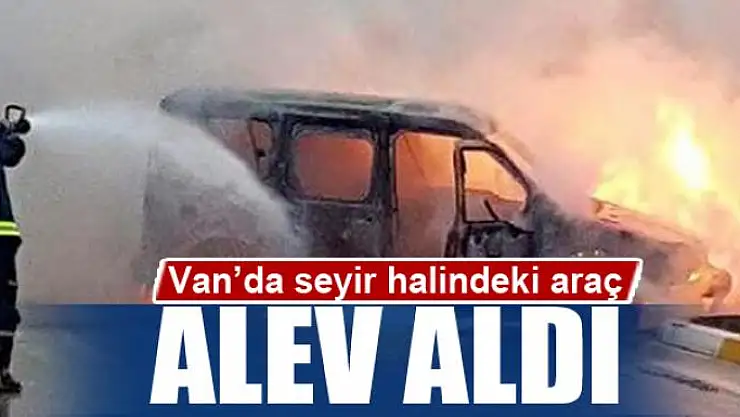 Van'da seyir halindeki otomobil yandı