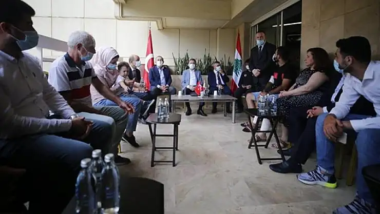 Oktay ve Çavuşoğlu, Lübnan'daki Türk ailelerle buluştu