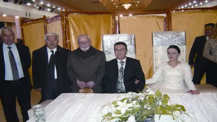 Laleci ve Akyol Ailelerinin Mutlu Günü