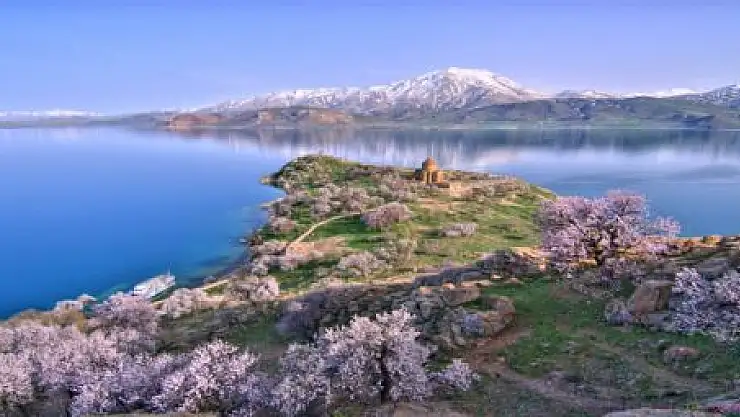 VAN GÖLÜ İSİMİ DEĞİŞTİRİLEMEZ