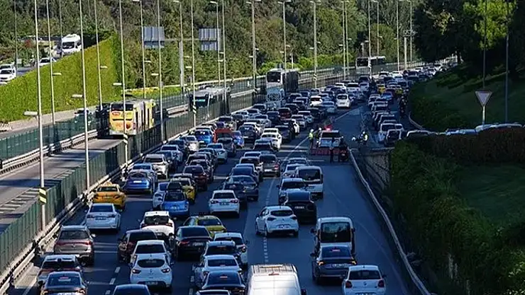 Ağustos ayında 215 bin 130 adet taşıtın trafiğe kaydı yapıldı