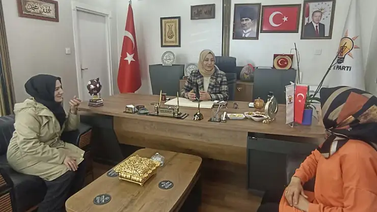 AK Parti İl Kadın Kolları Başkanı Alpaslan, vatandaşlarla buluştu