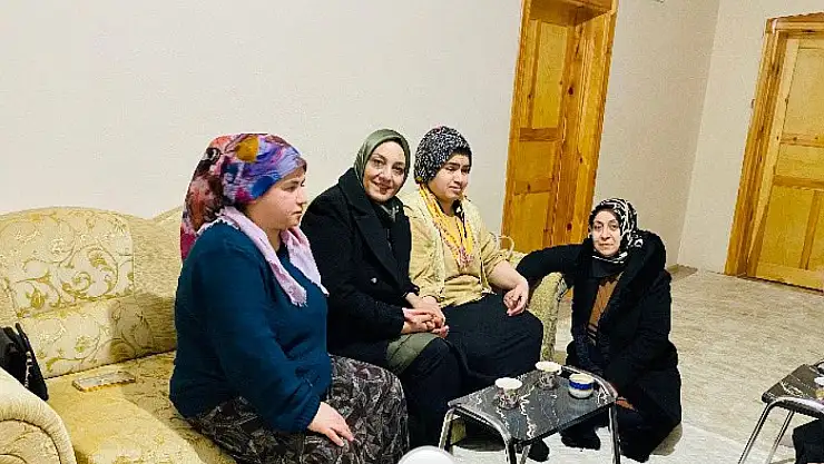 AK Parti İl Kadın Kolları'ndan engelli vatandaşlara ziyaret