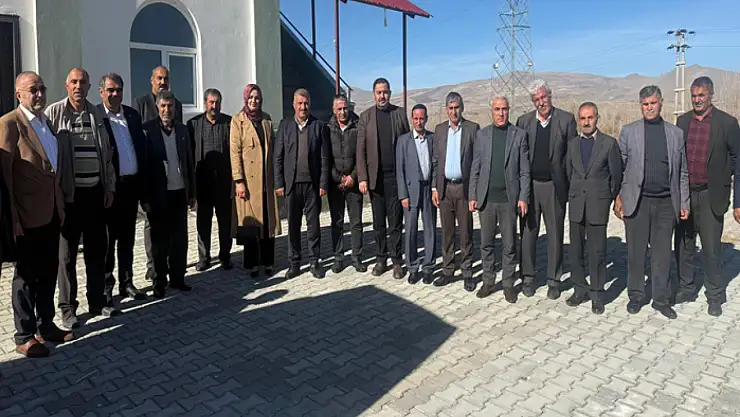 AK Parti'li üyelerden Ekinciler Mahallesine ziyaret