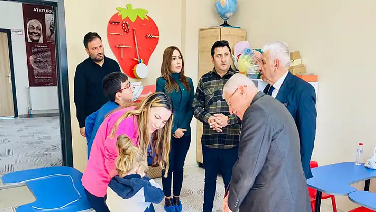 AK Parti Van İl Başkanlığı'ndan Özel Eğitim Okullarına ziyaret